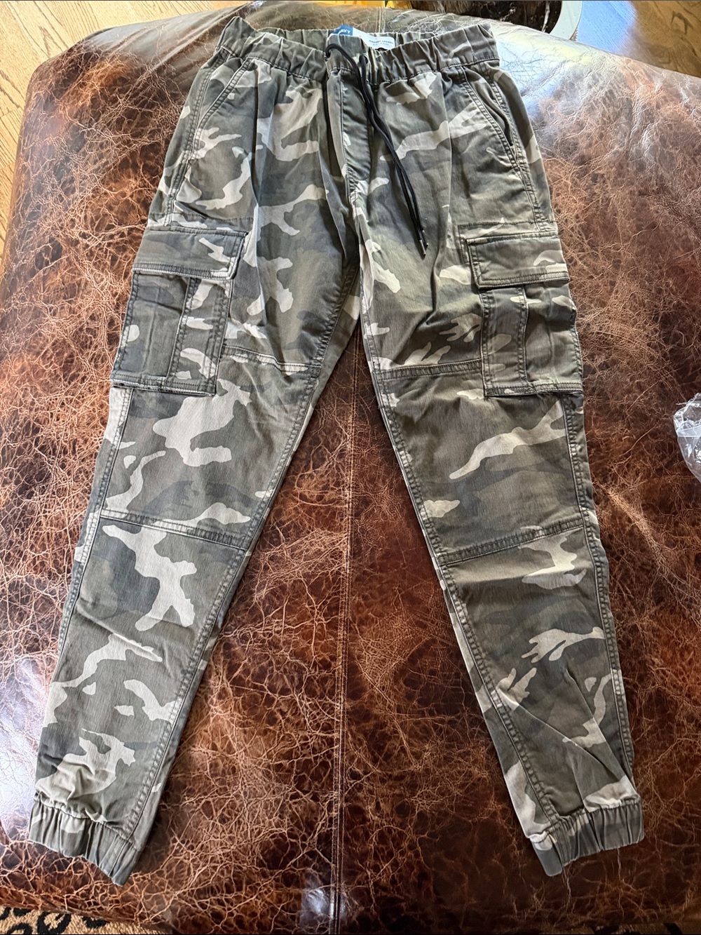 Old Navy Men's Camo Cargo Pants - Olive/Gray